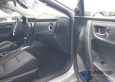 2018 Toyota Corolla Se z USA, uszkodzony, nr VIN 5YFBURHE3JP761453